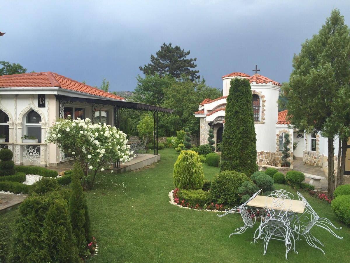 Villa St. Michael Madara ภายนอก รูปภาพ
