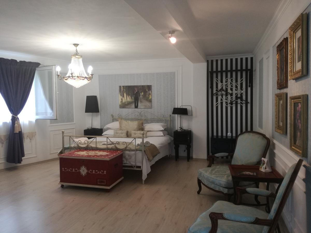 Villa St. Michael Madara ภายนอก รูปภาพ