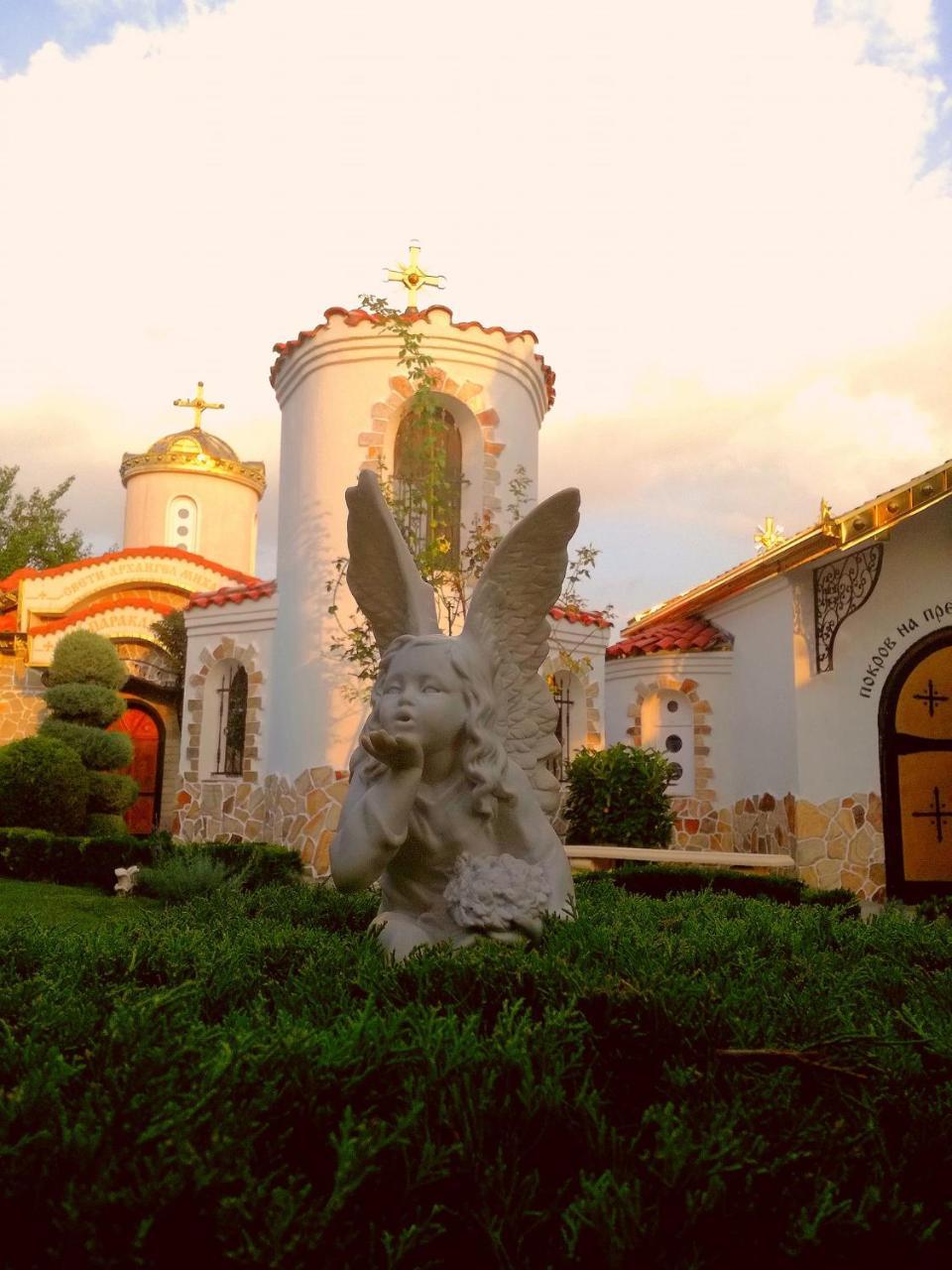 Villa St. Michael Madara ภายนอก รูปภาพ
